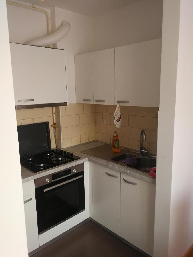 Iver Apartman Sesvete Buitenkant foto
